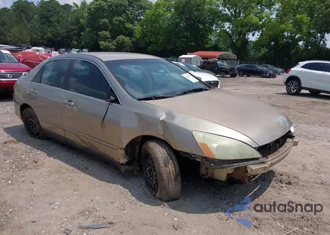 2005 Honda Accord 2.4 Lx z USA, uszkodzony, nr VIN 1HGCM56475A101130